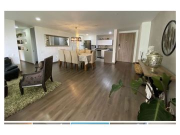 Venta apartamento hermoso apartamento con amplios espacios Loma de la