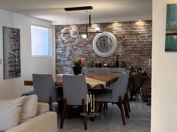 CASA EN VENTA EN TORIELLO GUERRA TOTALMENTE REMODELADA.