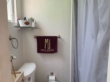 CASA EN VENTA EN TORIELLO GUERRA TOTALMENTE REMODELADA.