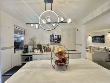 CASA EN VENTA EN TORIELLO GUERRA TOTALMENTE REMODELADA.