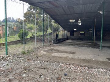 Venta o  /alquiler  de Casa lote para empresa en Guarne