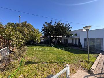 Arriendo Propiedad Remodelada Con Potencial Comercial Avda. Juan Cisternas