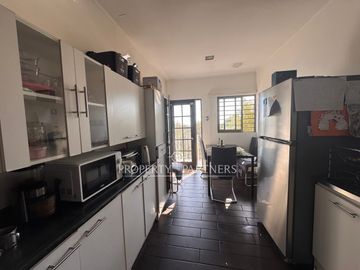 Arriendo Propiedad Remodelada Con Potencial Comercial Avda. Juan Cisternas