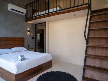 Penthouse amueblado en venta en Chemuyil