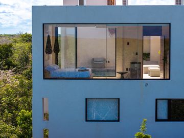 Penthouse amueblado en venta en Chemuyil