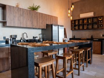 Penthouse amueblado en venta en Chemuyil