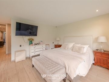 Casa en Venta en Av. Pedro Lira Urquieta, Lo Barnechea