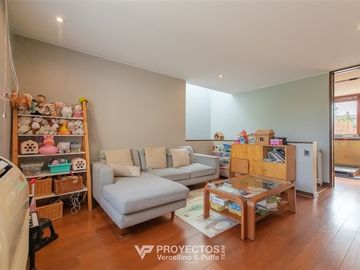 Casa en Venta en Av. Pedro Lira Urquieta, Lo Barnechea