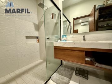 Hermosa Casa en Venta con Alberca Residencial Esmeralda en Colima de 4 Recámaras