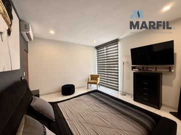 Hermosa Casa en Venta con Alberca Residencial Esmeralda en Colima de 4 Recámaras