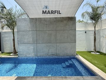 Hermosa Casa en Venta con Alberca Residencial Esmeralda en Colima de 4 Recámaras