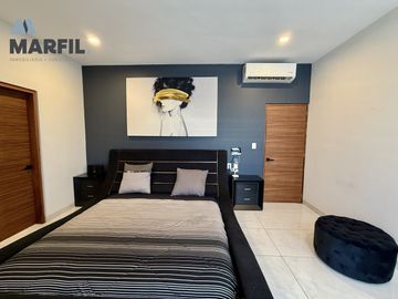 Hermosa Casa en Venta con Alberca Residencial Esmeralda en Colima de 4 Recámaras