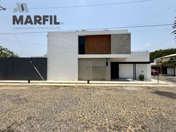 Hermosa Casa Residencial en Venta Residencial Esmeralda Colima 4 Rec. Alberca