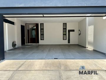 Hermosa Casa Residencial en Venta Residencial Esmeralda Colima 4 Rec. Alberca