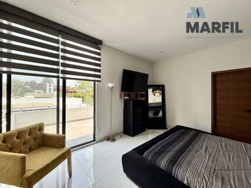 Hermosa Casa en Venta con Alberca Residencial Esmeralda en Colima de 4 Recámaras