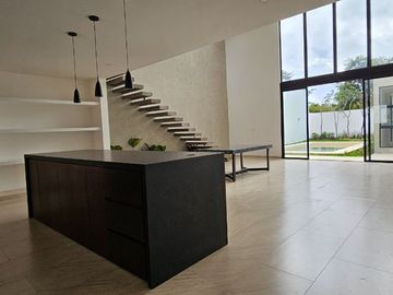 Casa en Venta en Privada Inara en Cholul