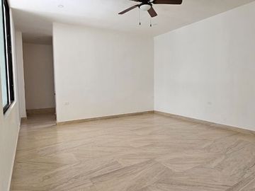 Casa en Venta en Privada Inara en Cholul