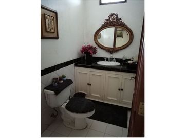 CASA EN VENTA EN MERIDA F-2111, 5 REC. CLUB DE GOLF LA CEIBA $14,000,000