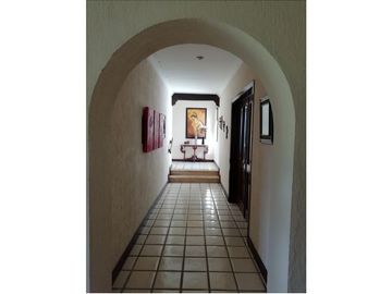 CASA EN VENTA EN MERIDA F-2111, 5 REC. CLUB DE GOLF LA CEIBA $14,000,000