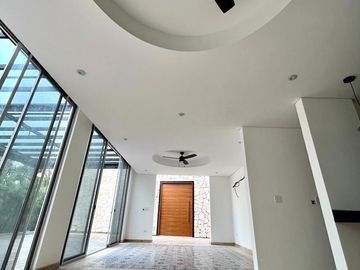 Casa en Venta Residencial Jardines de NUUKAN Cholul, Mérida Yucatán.