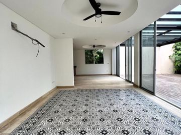 Casa en Venta Residencial Jardines de NUUKAN Cholul, Mérida Yucatán.