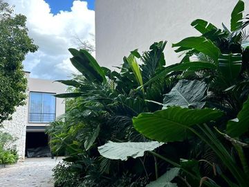 Casa en Venta Residencial Jardines de NUUKAN Cholul, Mérida Yucatán.
