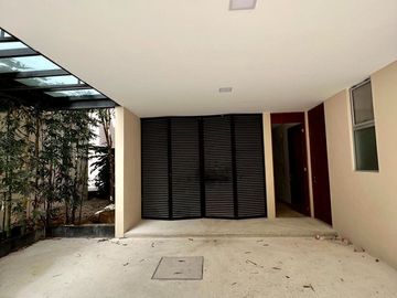 Casa en Venta Residencial Jardines de NUUKAN Cholul, Mérida Yucatán.