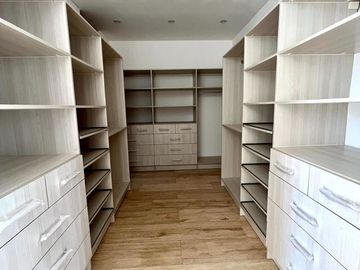 Casa en Venta Residencial Jardines de NUUKAN Cholul, Mérida Yucatán.