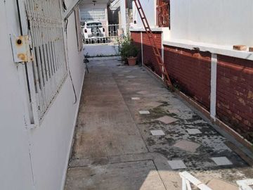 CASA AMPLIA EN VENTA ZONA CENTRO TUXPAN VERACRUZ.