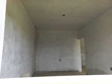 CASA EN VENTA CON TERRENO  BARDEADO TUXPAN VERACRUZ