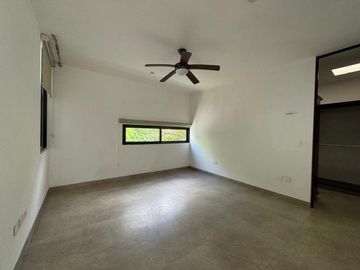 CASA EN VENTA EN MÉRIDA