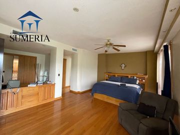 Residencia en San Francisco Country Club.