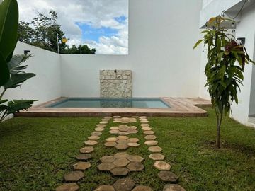 CASA EN VENTA EN CHOLUL - CONKAL
