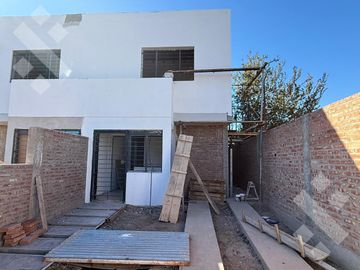 VENTA DUPLEX (EN CONSTRUCCIÓN) 2 DORMITORIOS - B° RINCON LINDO, CIPOLLETTI