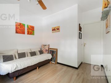 Impecable casa en venta en Mendoza y Melián!