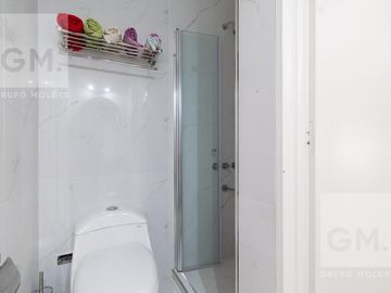 Impecable casa en venta en Mendoza y Melián!
