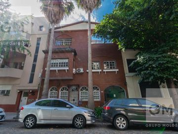 Impecable casa en venta en Mendoza y Melián!