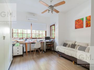 Impecable casa en venta en Mendoza y Melián!