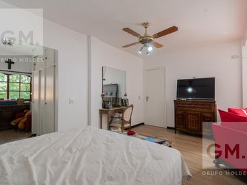 Impecable casa en venta en Mendoza y Melián!