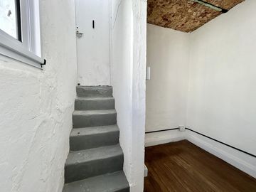 VENTA REMODELADO PH 2 AMBIENTES Y ESCRITORIO Ó 3 AMBIENTES CON TERRAZA EN EL BARRIO DE VILLA CRESPO