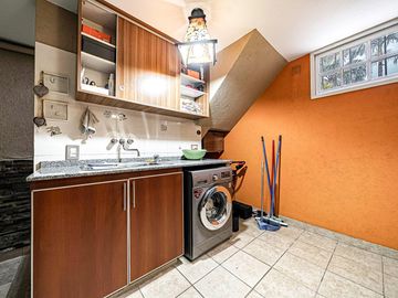 Duplex 4 ambientes con parque, pileta y cochera en Villa Devoto