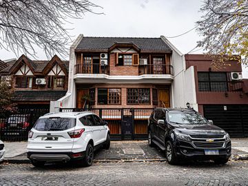 Duplex 4 ambientes con parque, pileta y cochera en Villa Devoto