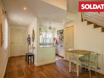 Dúplex en venta con jardín en Palmas del Sol - Buen acceso - apto crédito - con jardín