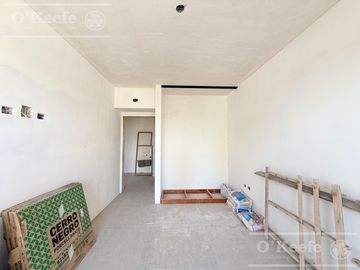 Departamento 3 ambientes en Venta Bernal Centro.