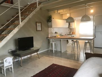 Apto Crédito!! Casa en VENTA en Tigre de 4 ambientes con COCHERA y PARRILLA