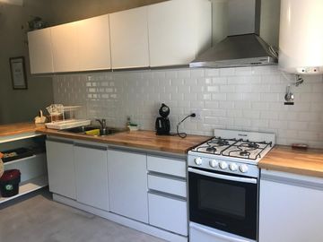 Apto Crédito!! Casa en VENTA en Tigre de 4 ambientes con COCHERA y PARRILLA