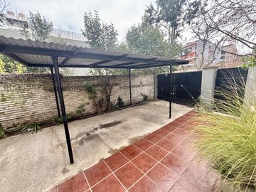 Apto Crédito!! Casa en VENTA en Tigre de 4 ambientes con COCHERA y PARRILLA
