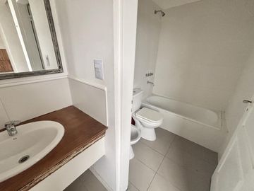 Apto Crédito!! Casa en VENTA en Tigre de 4 ambientes con COCHERA y PARRILLA