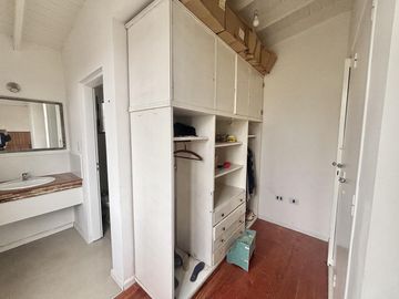 Apto Crédito!! Casa en VENTA en Tigre de 4 ambientes con COCHERA y PARRILLA