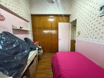 PH 3 AMBIENTES VENTA EN Los patos esq Av. Rosales  (REMEDIOS DE ESCALADA)